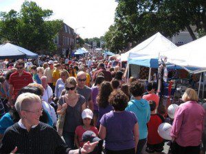 Crowded street at the Reading Street Fair - image from readingfallstreetfaire.com